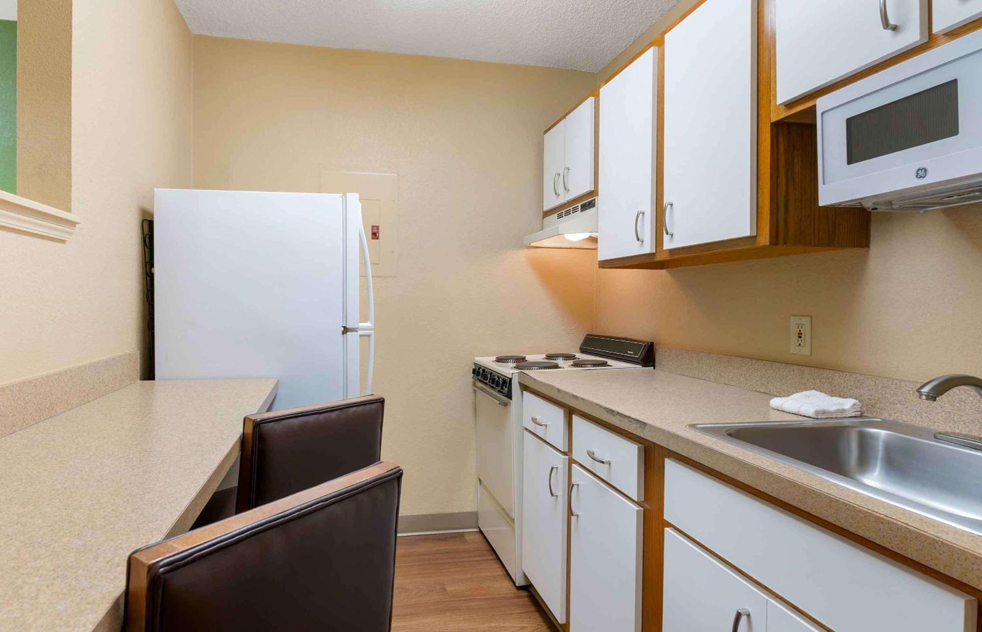 Extended Stay America Select Suites - St Louis - Westport - Craig Road Maryland Heights Buitenkant foto