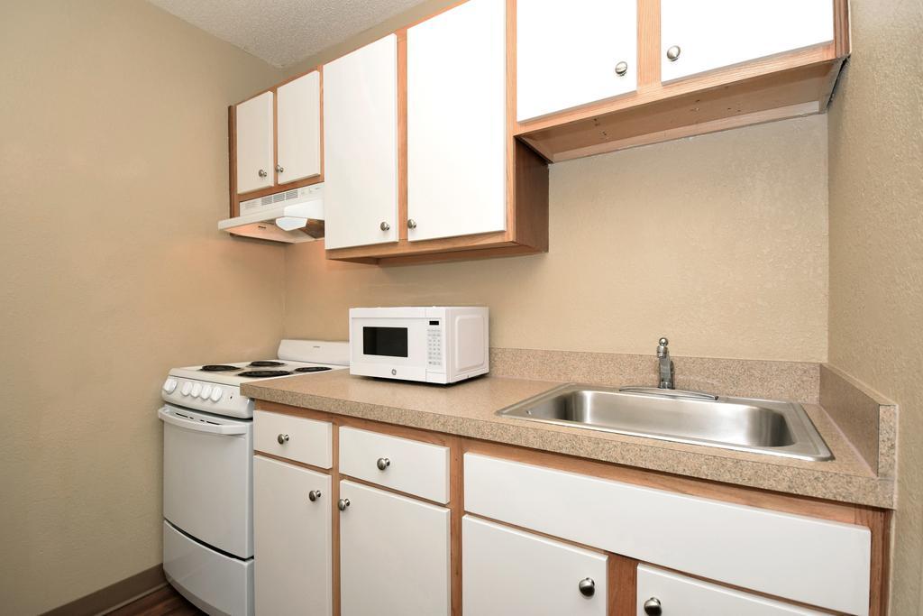 Extended Stay America Select Suites - St Louis - Westport - Craig Road Maryland Heights Buitenkant foto