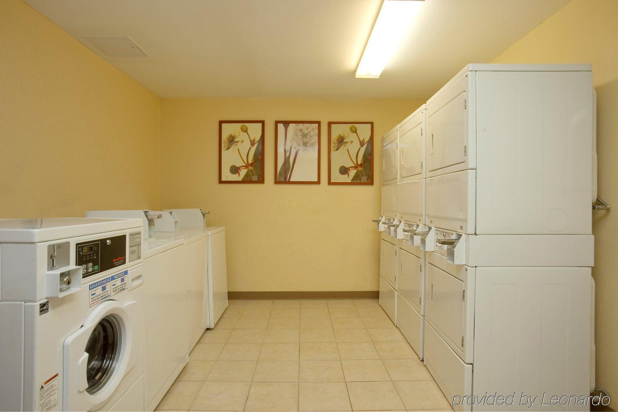 Extended Stay America Select Suites - St Louis - Westport - Craig Road Maryland Heights Buitenkant foto